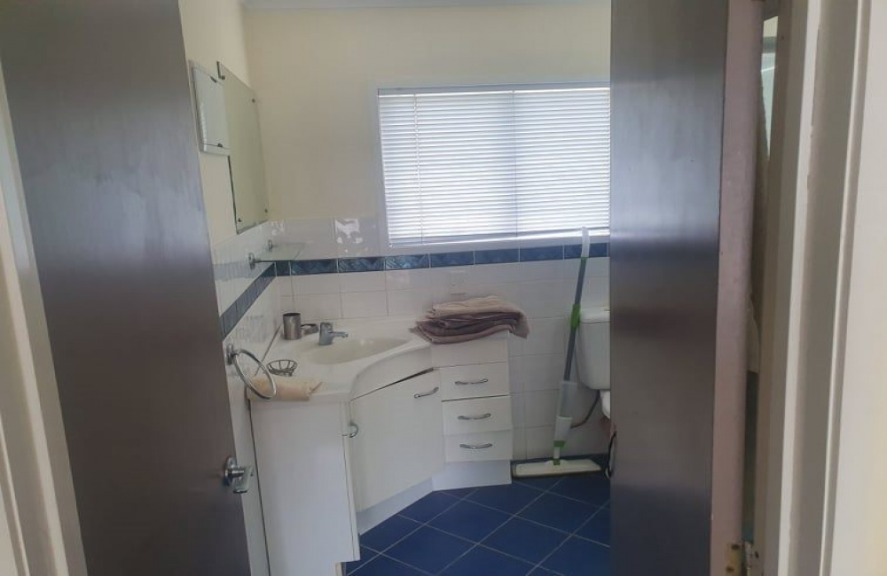 3 Bedrooms Bedrooms, ,2 BathroomsBathrooms,House,For Sale,1001